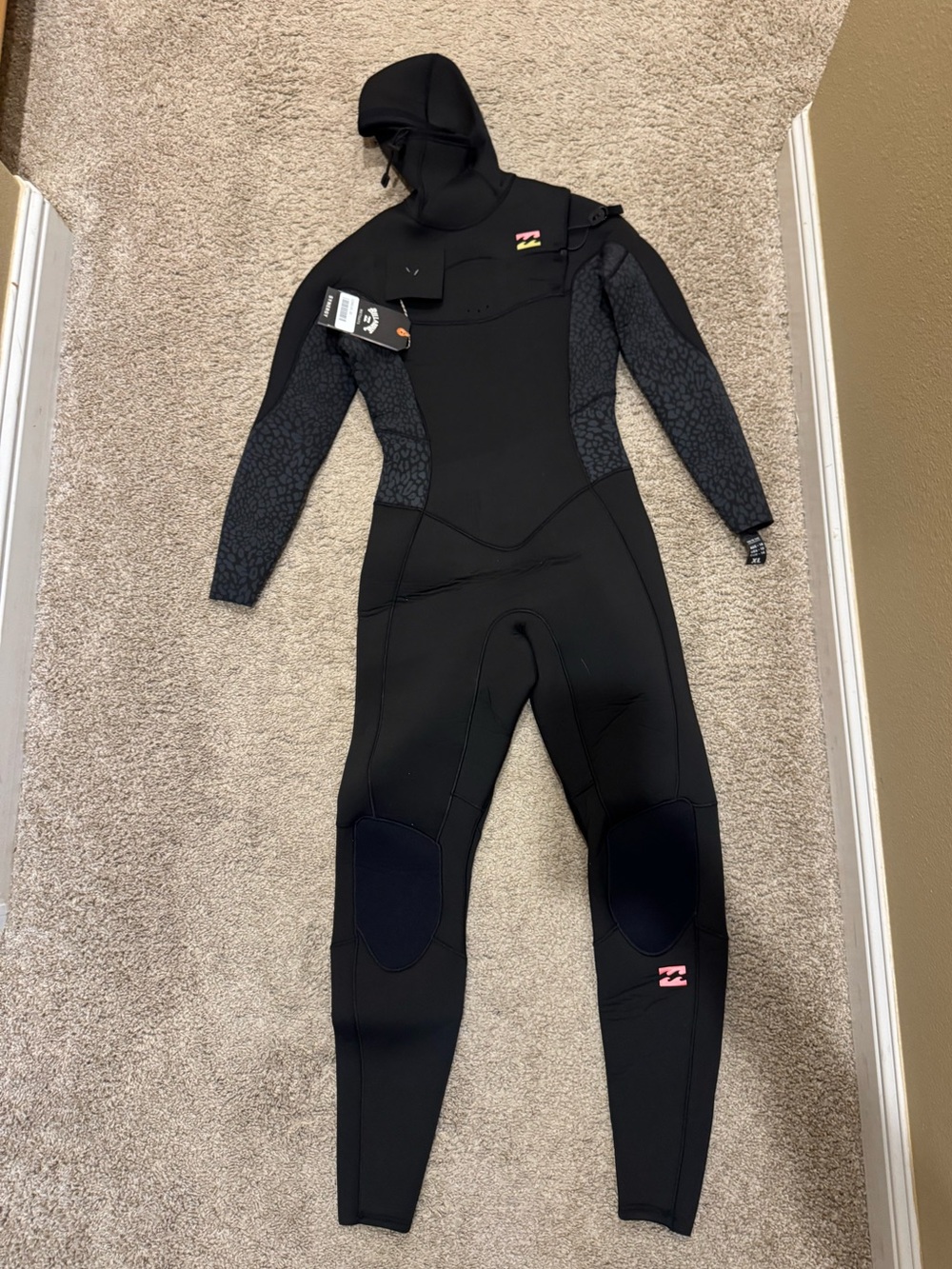 NWT Billabong Synergy Hooded Wetsuit